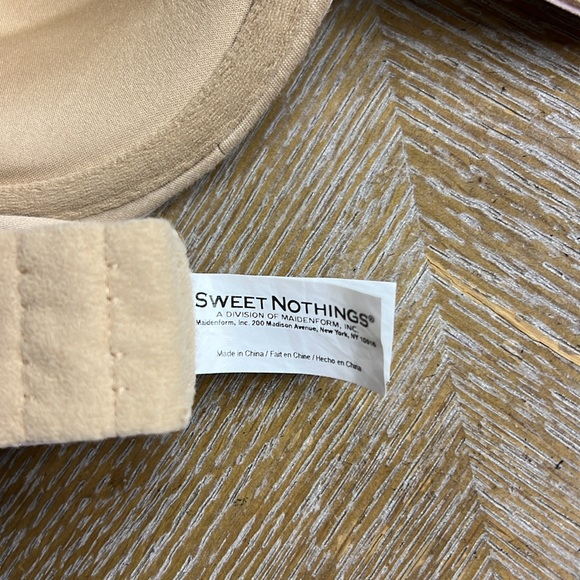 SWEET NOTHINGS (MAIDENFORM) Nude Strapless Bra 36D - Picture 6 of 8